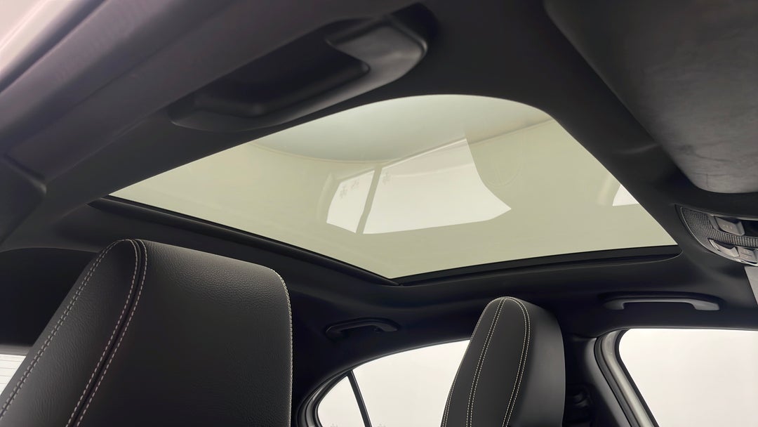 Interior Sunroof/Moonroof