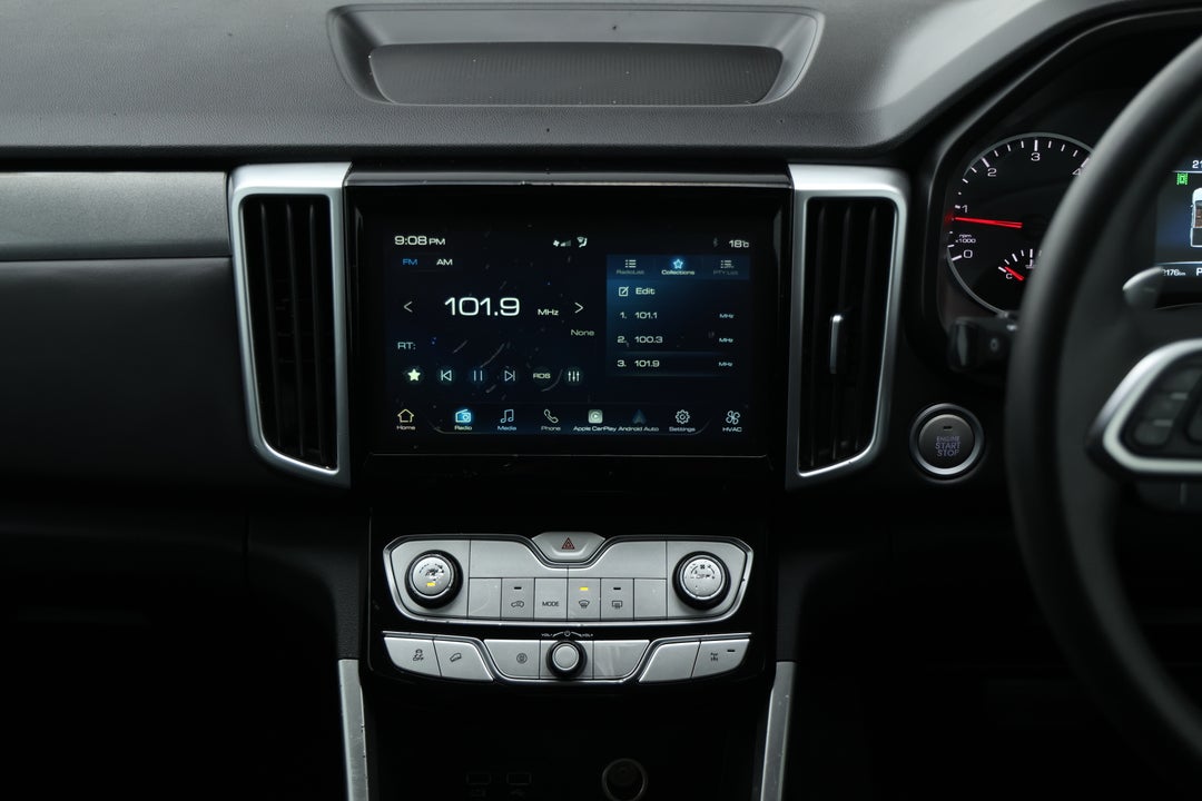 2021 GWM Ute Cannon (4x4), Automatic, 92176 km, Center Console