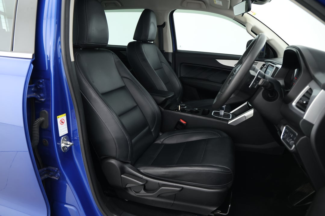 2021 GWM Ute Cannon (4x4), Automatic, 92176 km, Right Side Front Door Cabin View