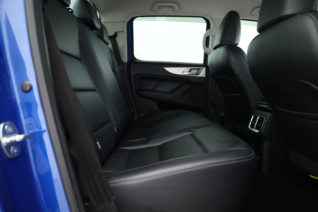 2021 GWM Ute Cannon (4x4), Automatic, 92176 km, Right Side Rear Door Cabin View