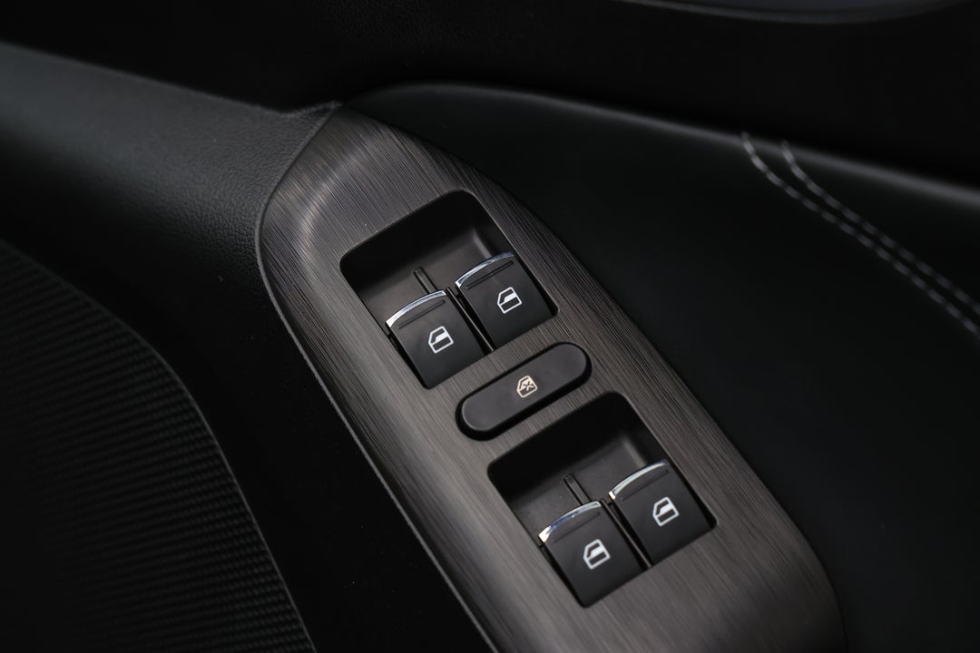 2021 GWM Ute Cannon (4x4), Automatic, 92176 km, Drivers Side Door Panel Controls