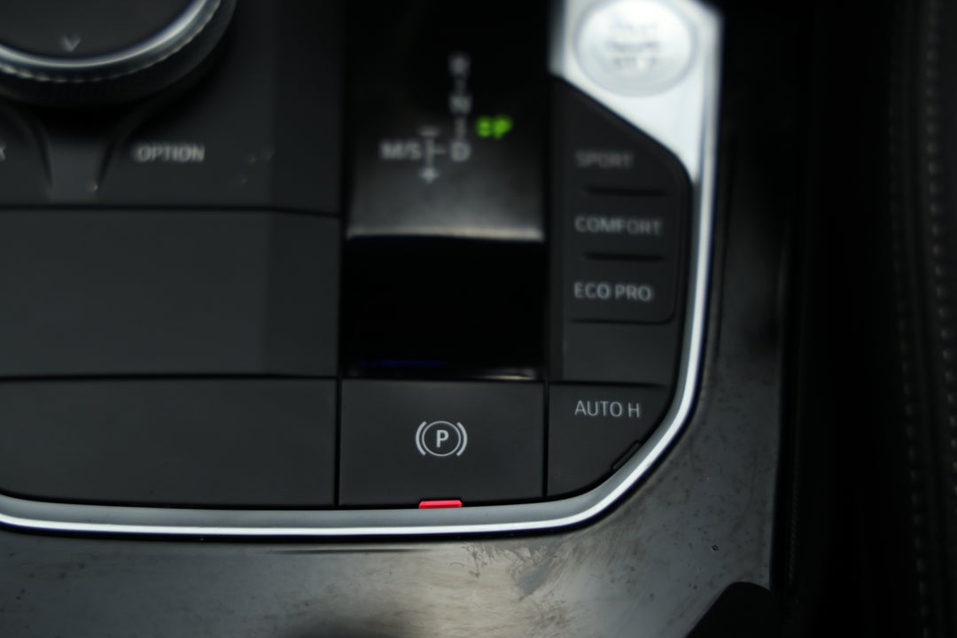 2020 BMW 1 M135i xDrive, Automatic, 59686 km, Handbrake