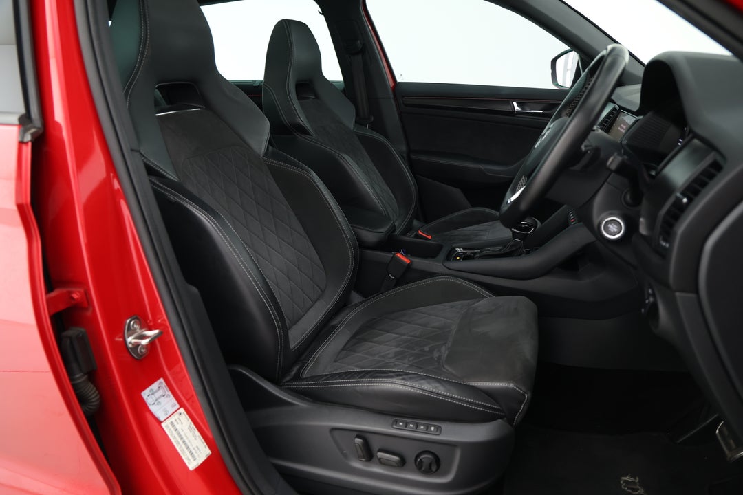 2020 SKODA Kodiaq 132tsi Sportline, Automatic, 57332 km, Right Side Front Door Cabin View