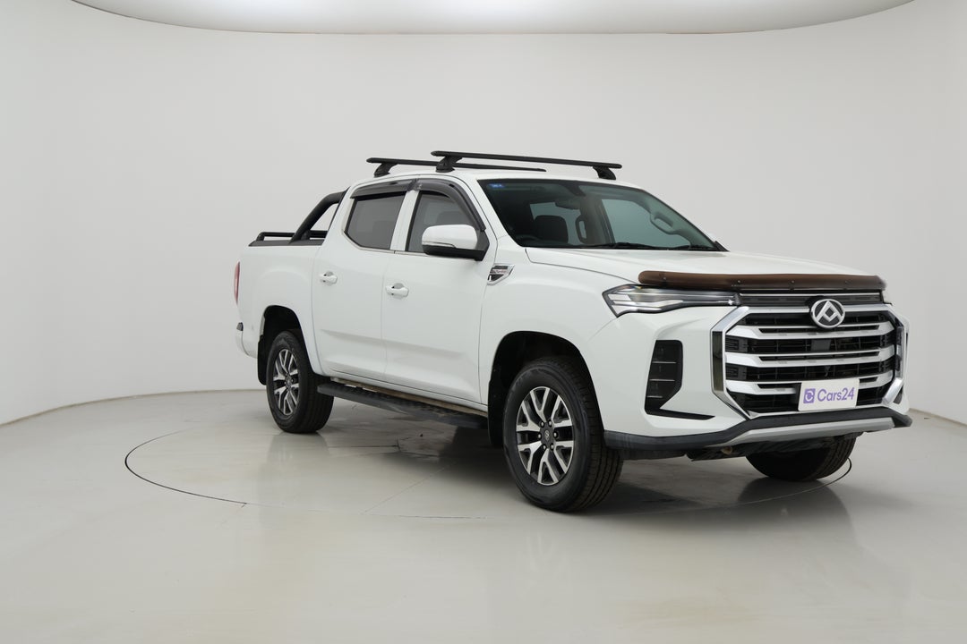 2022 LDV T60 Max Pro (4x4), Automatic, 52227 km, Right Front Diagonal (45- Degree) View