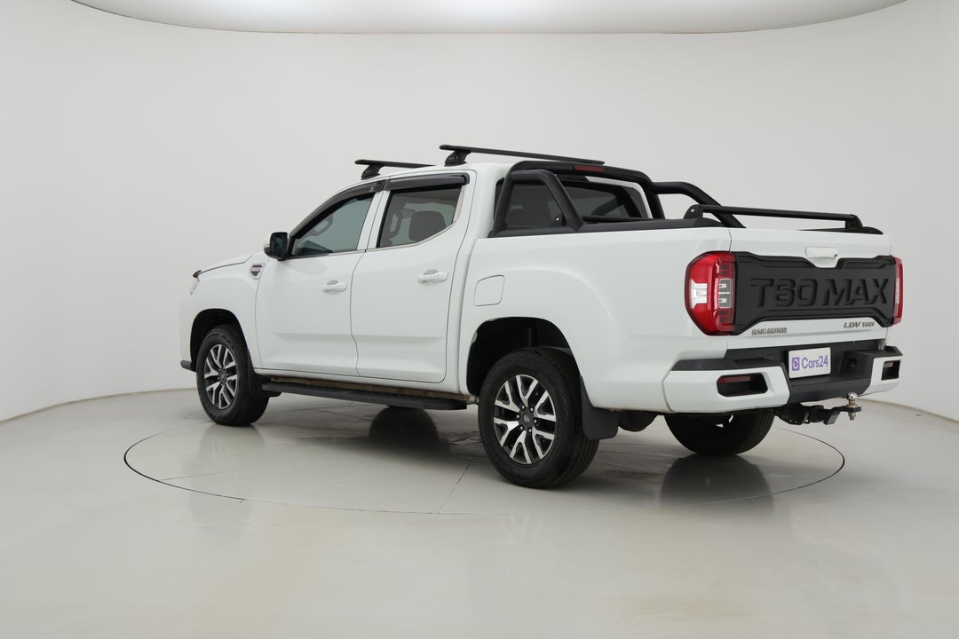 2022 LDV T60 Max Pro (4x4), Automatic, 52227 km, Left Back Diagonal (45- Degree) View