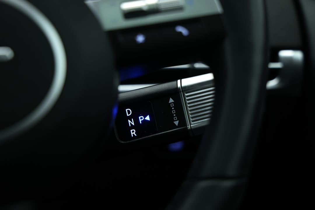 2024 Hyundai Tucson Elite Hybrid (AWD), Automatic, 14027 km, Gear Lever 
