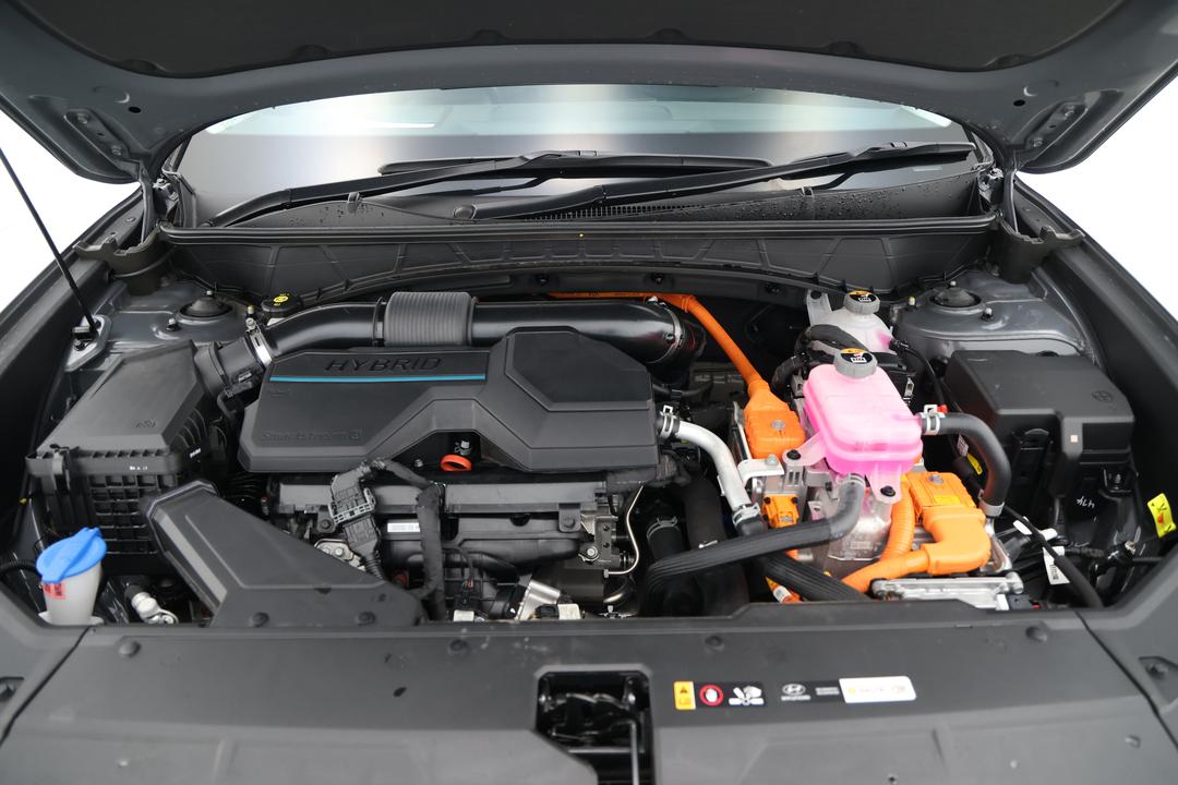2024 Hyundai Tucson Elite Hybrid (AWD), Automatic, 14027 km, Open Bonnet (Engine)