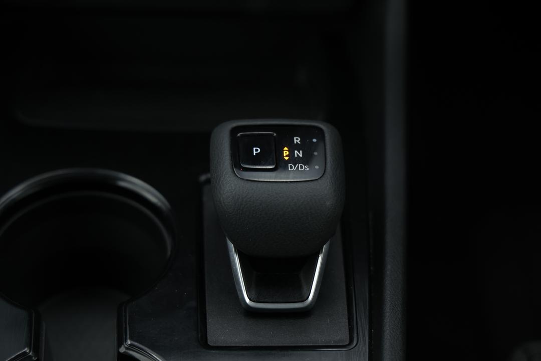 2024 Nissan X-trail St (2WD), Automatic, 52018 km, Gear Lever 