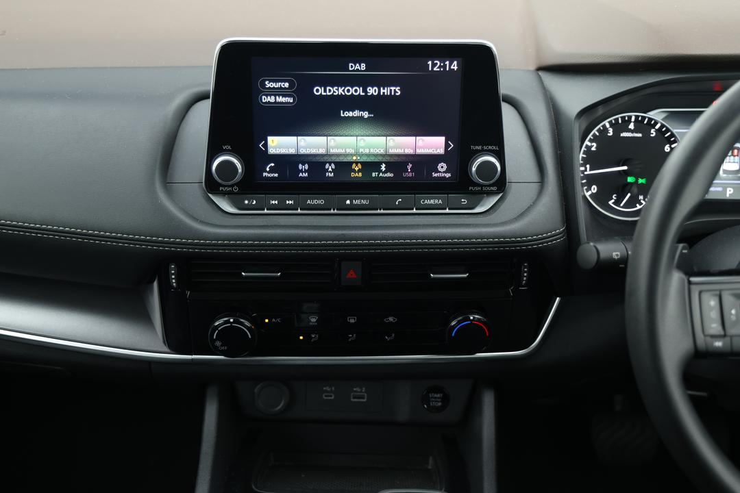 2024 Nissan X-trail St (2WD), Automatic, 52018 km, Center Console