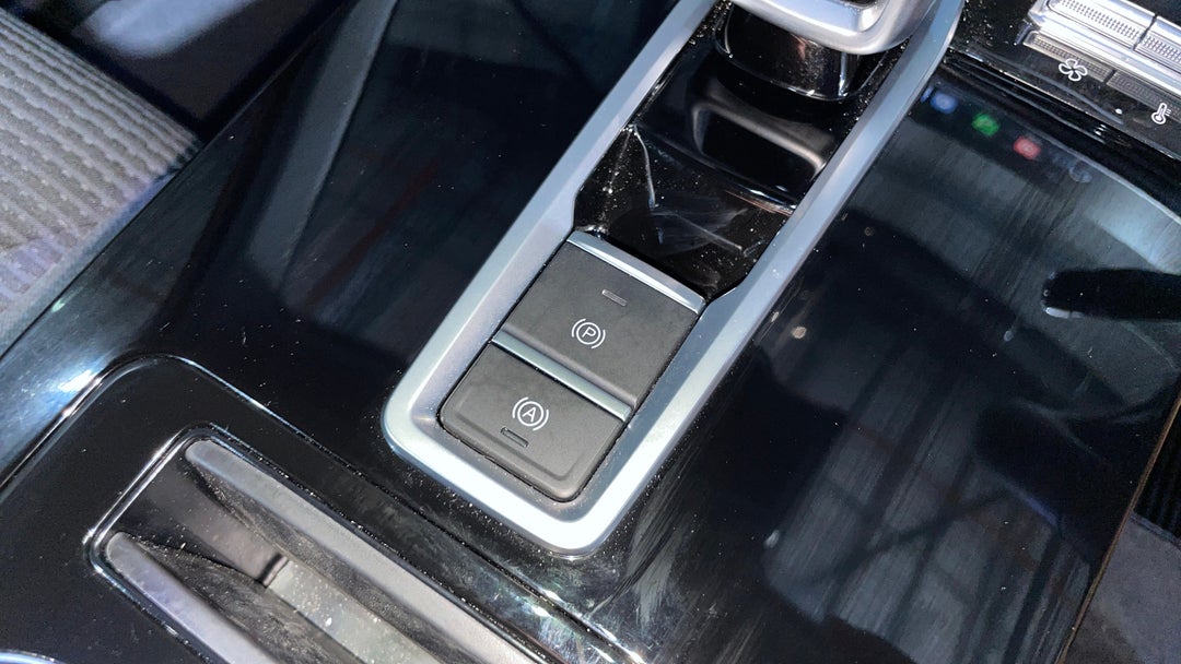 2025 Chery Tiggo 4 Pro Urban, Automatic, 6553 km, Handbrake