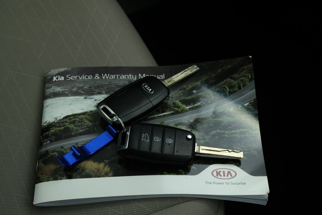 2019 Kia Carnival S, Automatic, 68576 km, Key Close-up