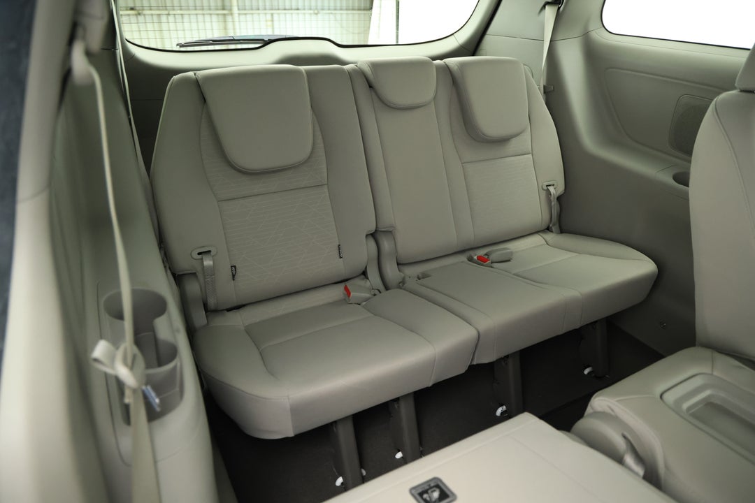 2019 Kia Carnival S, Automatic, 68576 km, Third Row Seats