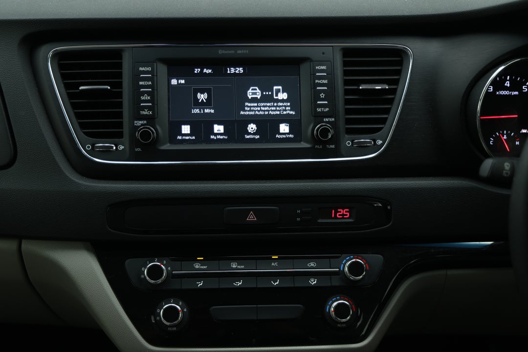 2019 Kia Carnival S, Automatic, 68576 km, Center Console