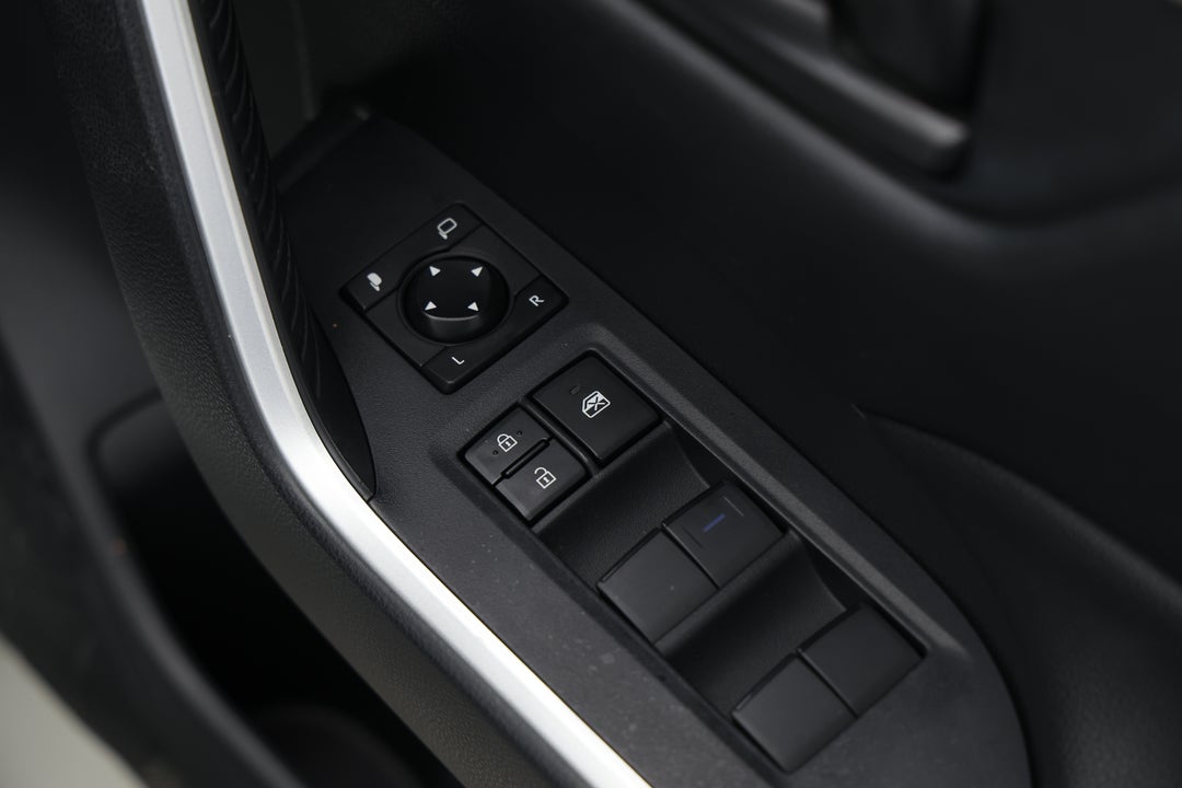 2021 Toyota RAV4 Gx (2WD) Hybrid, Automatic, 112842 km, Drivers Side Door Panel Controls