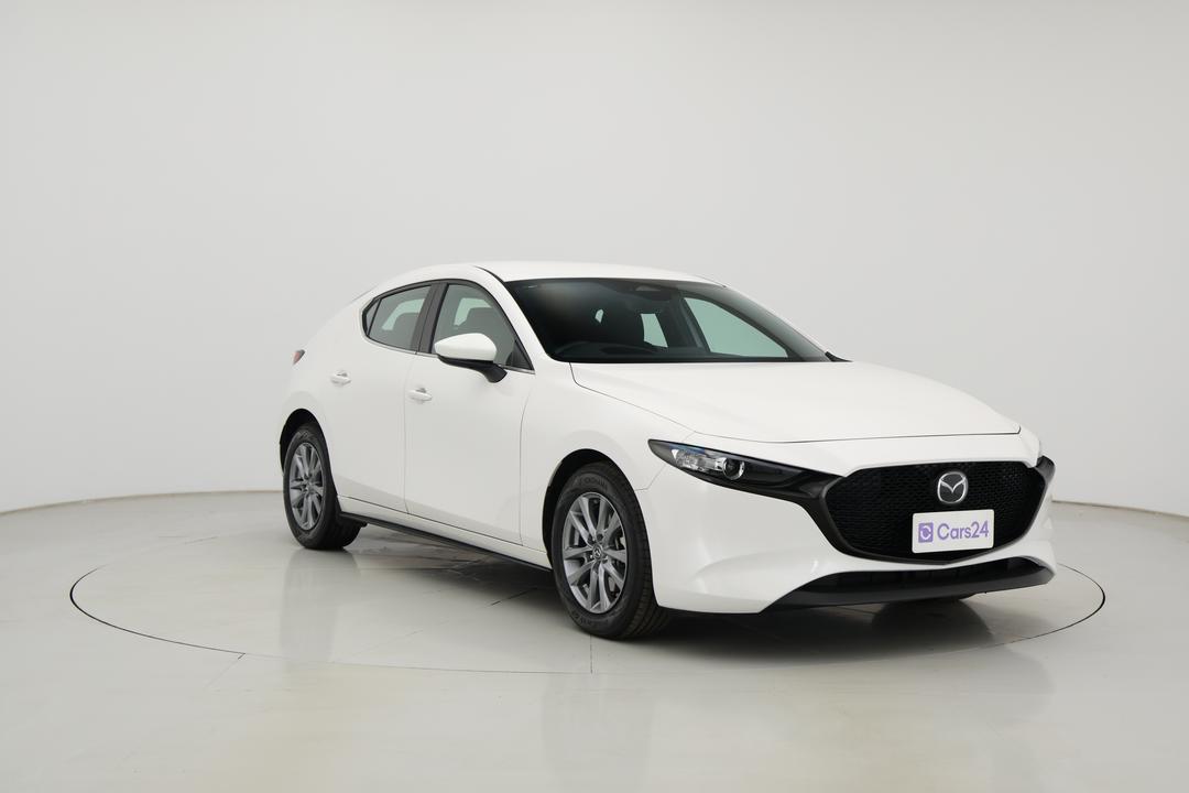 2024 Mazda Mazda3 G20 Pure, Automatic, 21012 km, Right Front Diagonal (45- Degree) View