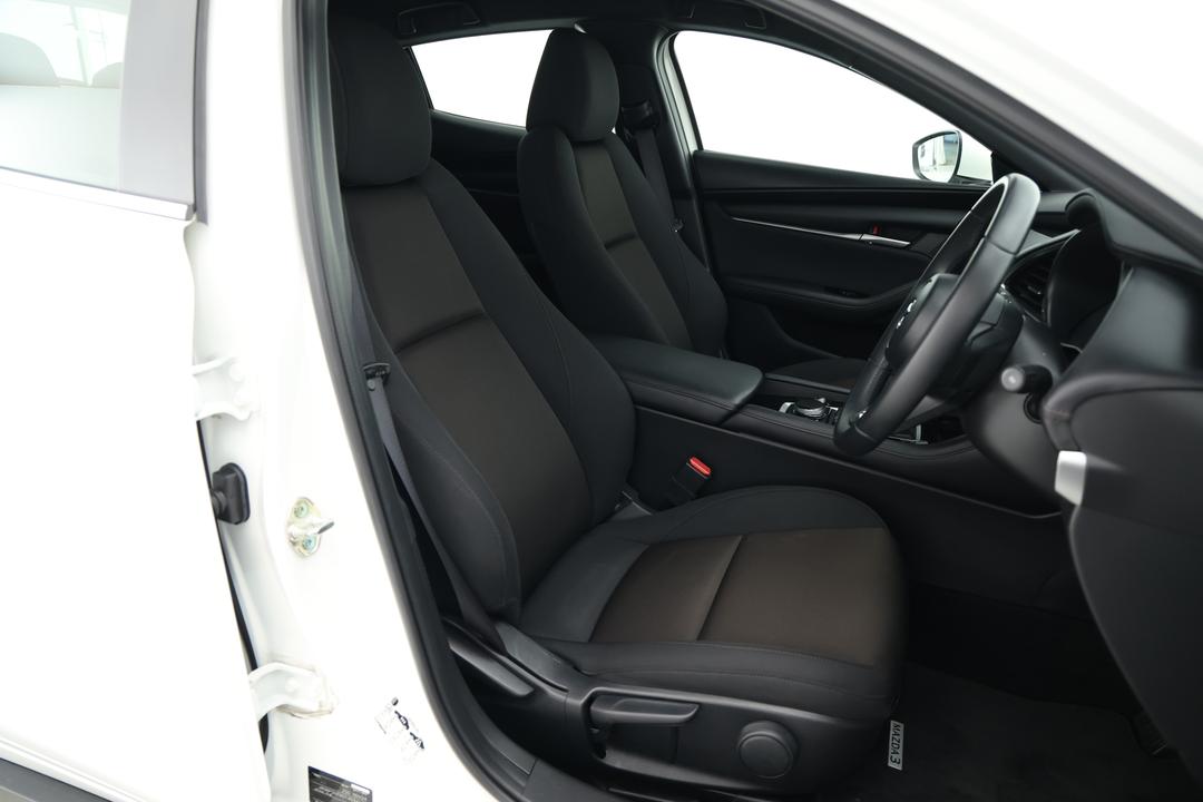 2024 Mazda Mazda3 G20 Pure, Automatic, 21012 km, Right Side Front Door Cabin View