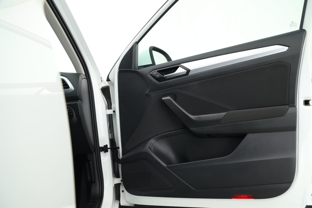 2024 Volkswagen T-roc Tsi110 Citylife, Automatic, 19384 km, Speaker View