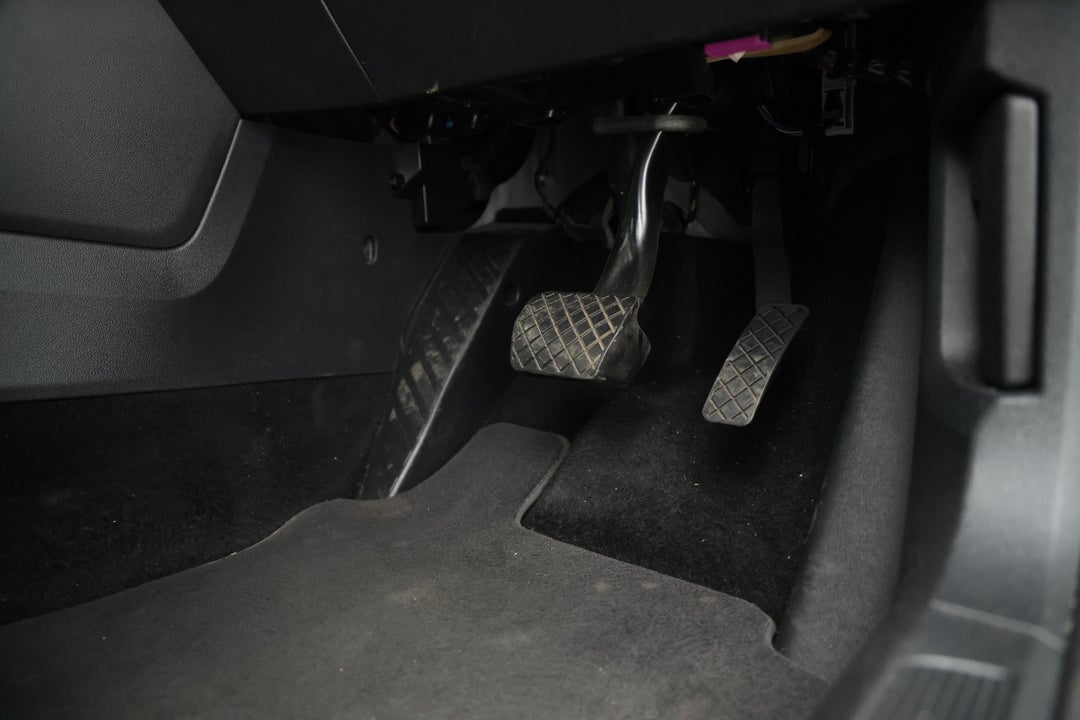 2024 Volkswagen T-roc Tsi110 Citylife, Automatic, 19384 km, Pedals and Footmat