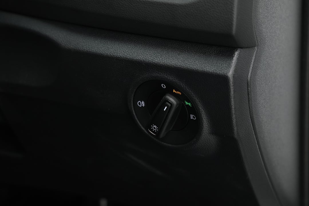 2024 Volkswagen T-roc Tsi110 Citylife, Automatic, 19384 km, Utility Switches/Buttons