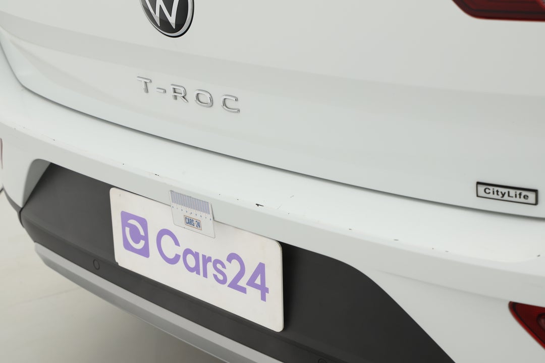 2024 Volkswagen T-roc Tsi110 Citylife, Automatic, 19384 km, Bumper Rear Scratch