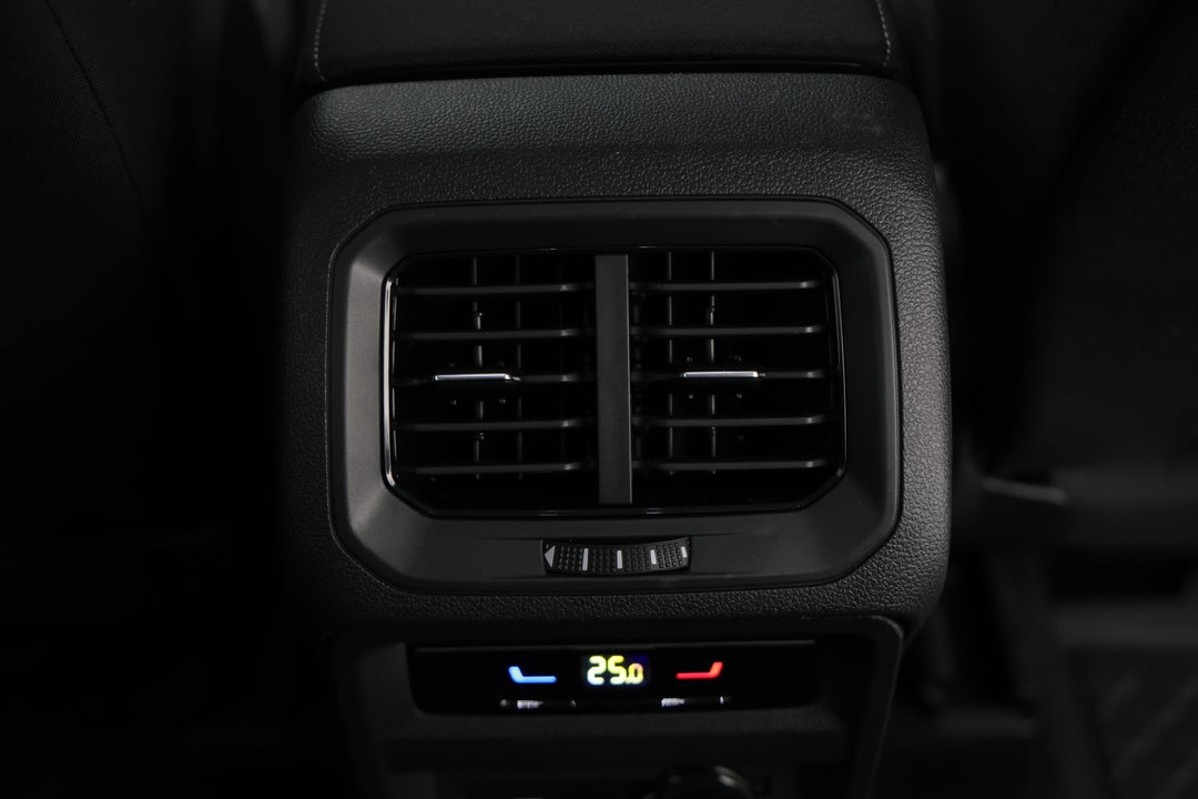 2022 Volkswagen Tiguan Allspace 162tsi Adventure, Automatic, 96185 km, Rear A/C Vent