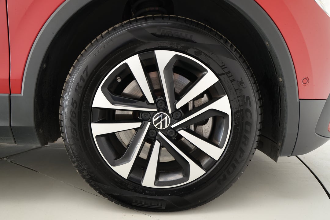 2022 Volkswagen Tiguan Allspace 162tsi Adventure, Automatic, 96185 km, Right Front Wheel