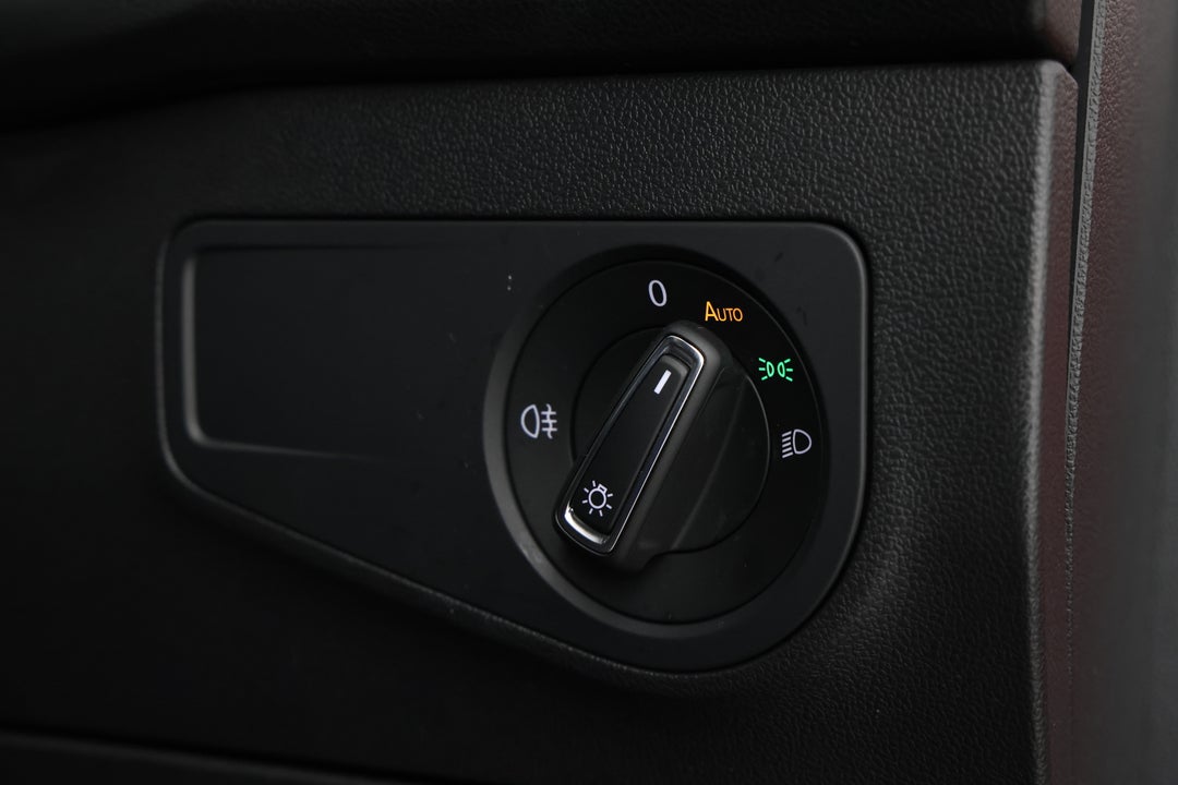 2022 Volkswagen Tiguan Allspace 162tsi Adventure, Automatic, 96185 km, Utility Switches/Buttons