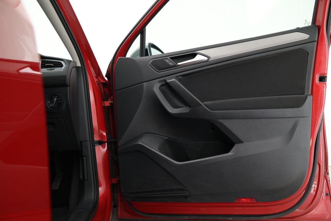 2022 Volkswagen Tiguan Allspace 162tsi Adventure, Automatic, 96185 km, Speaker View