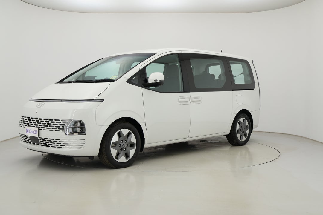 2024 Hyundai Staria Staria, Automatic, 47338 km, Left Front Diagonal (45- Degree) View