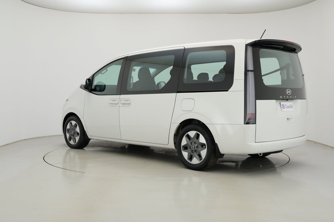 2024 Hyundai Staria Staria, Automatic, 47338 km, Left Back Diagonal (45- Degree) View