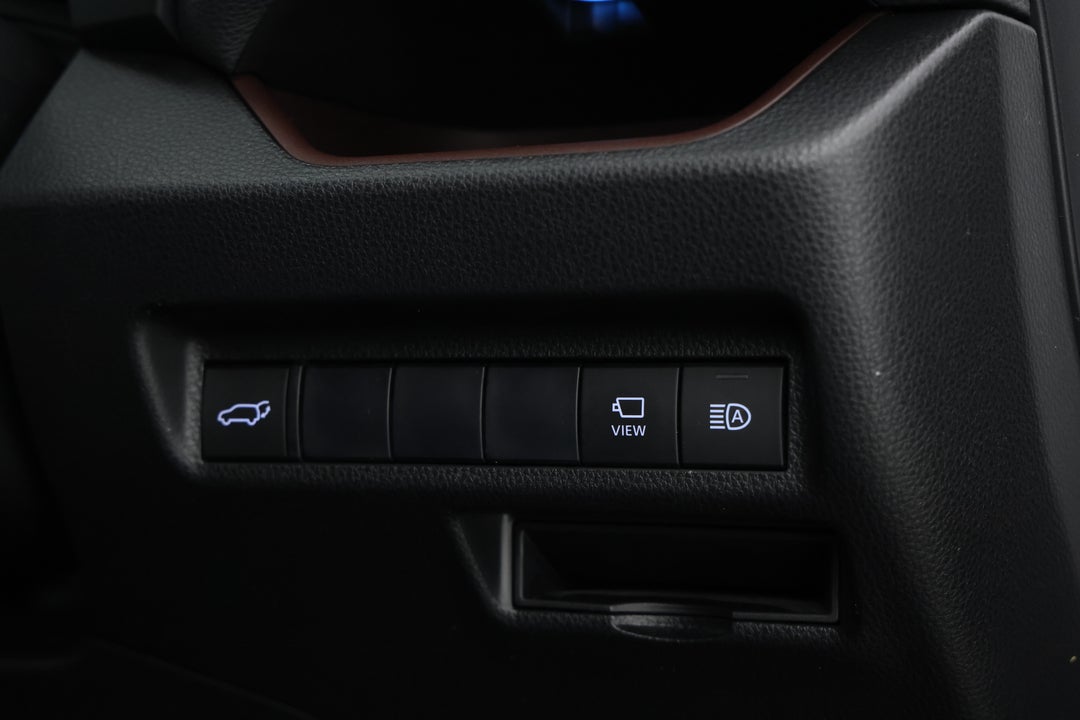 2021 Toyota RAV4 Cruiser (AWD) Hybrid, Automatic, 34744 km, Utility Switches/Buttons