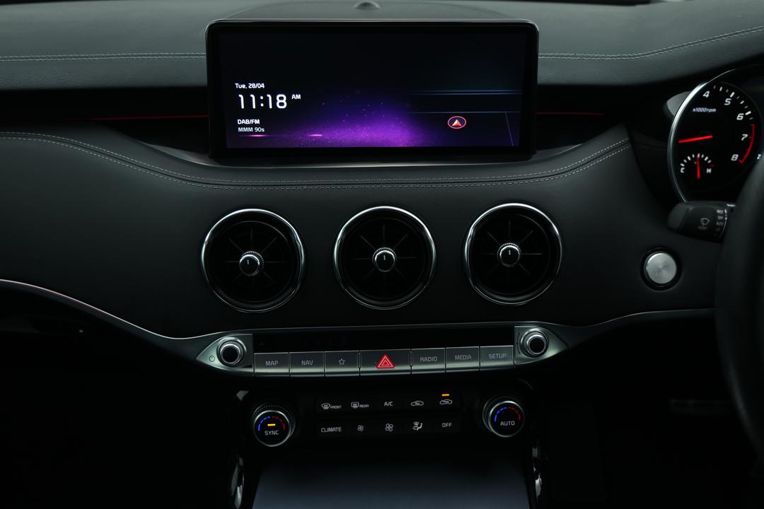 2022 Kia Stinger Gt (black Leather), Automatic, 44034 km, Center Console
