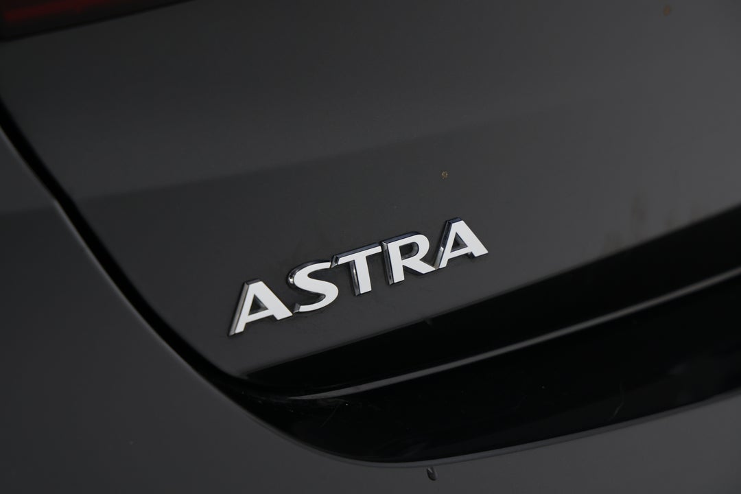2017 Holden Astra Rs, Manual, 103084 km, Badge (Boot Left Side)