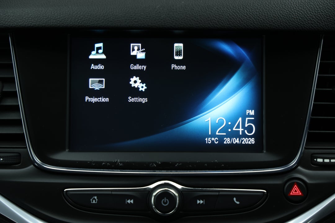 2017 Holden Astra Rs, Manual, 103084 km, Infotainment System