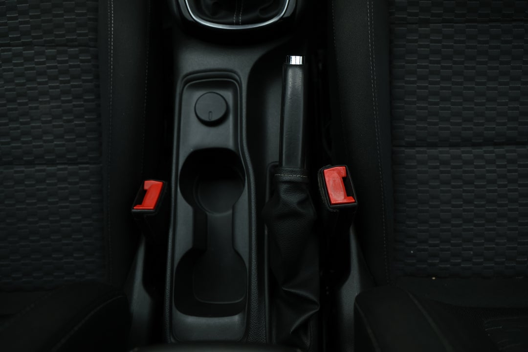 2017 Holden Astra Rs, Manual, 103084 km, Handbrake