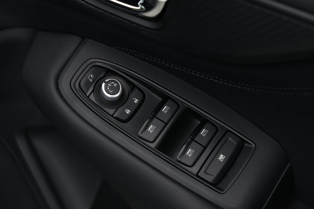 2021 Subaru Outback AWD, Automatic, 53630 km, Drivers Side Door Panel Controls