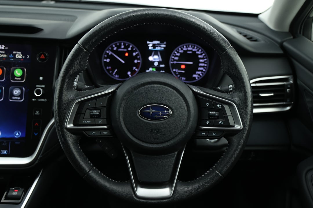 2021 Subaru Outback AWD, Automatic, 53630 km, Steering Wheel Close-up