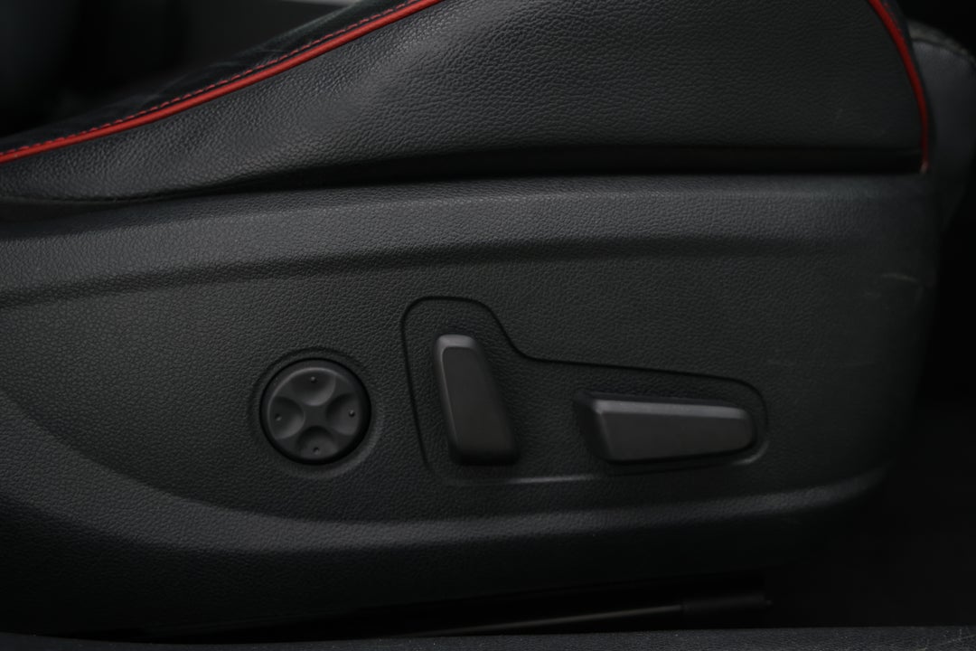 2019 Kia Optima Gt Nav (black Leather), Automatic, 91110 km, Drivers Side Adjustment Panel