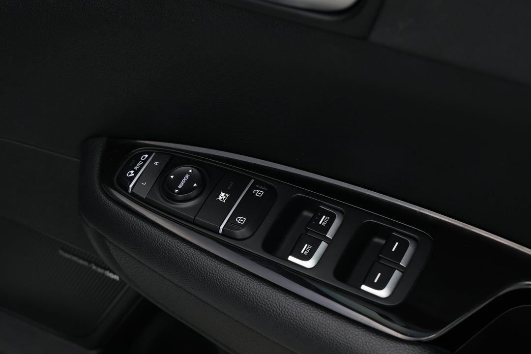 2019 Kia Optima Gt Nav (black Leather), Automatic, 91110 km, Drivers Side Door Panel Controls