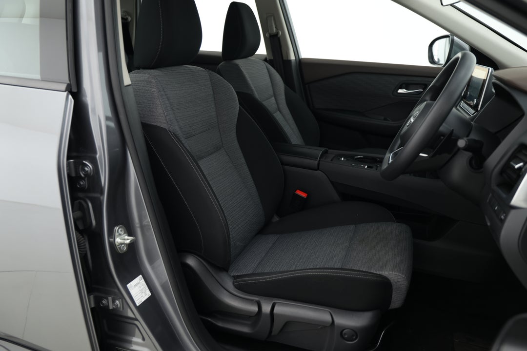 2024 Nissan X-trail St (2WD), Automatic, 53507 km, Right Side Front Door Cabin View