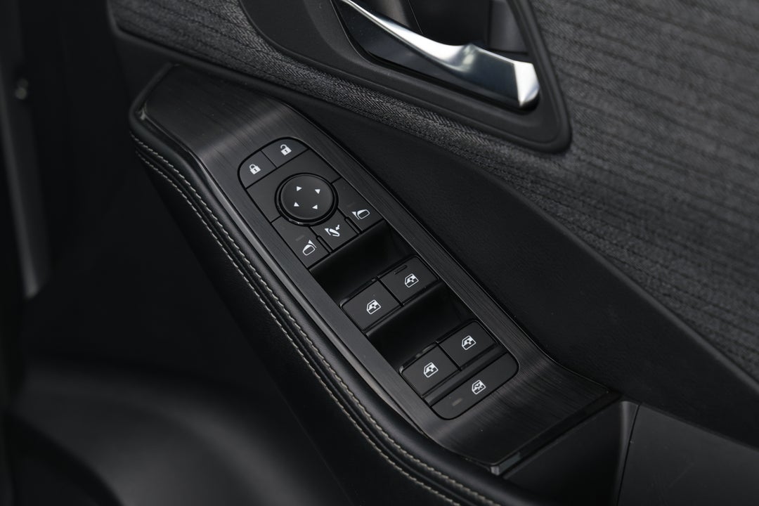 2024 Nissan X-trail St (2WD), Automatic, 53507 km, Drivers Side Door Panel Controls