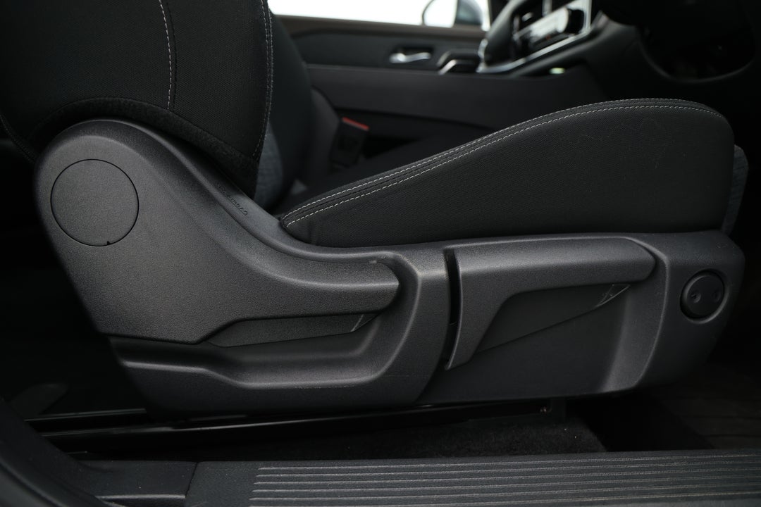 2024 Nissan X-trail St (2WD), Automatic, 53507 km, Drivers Side Adjustment Panel