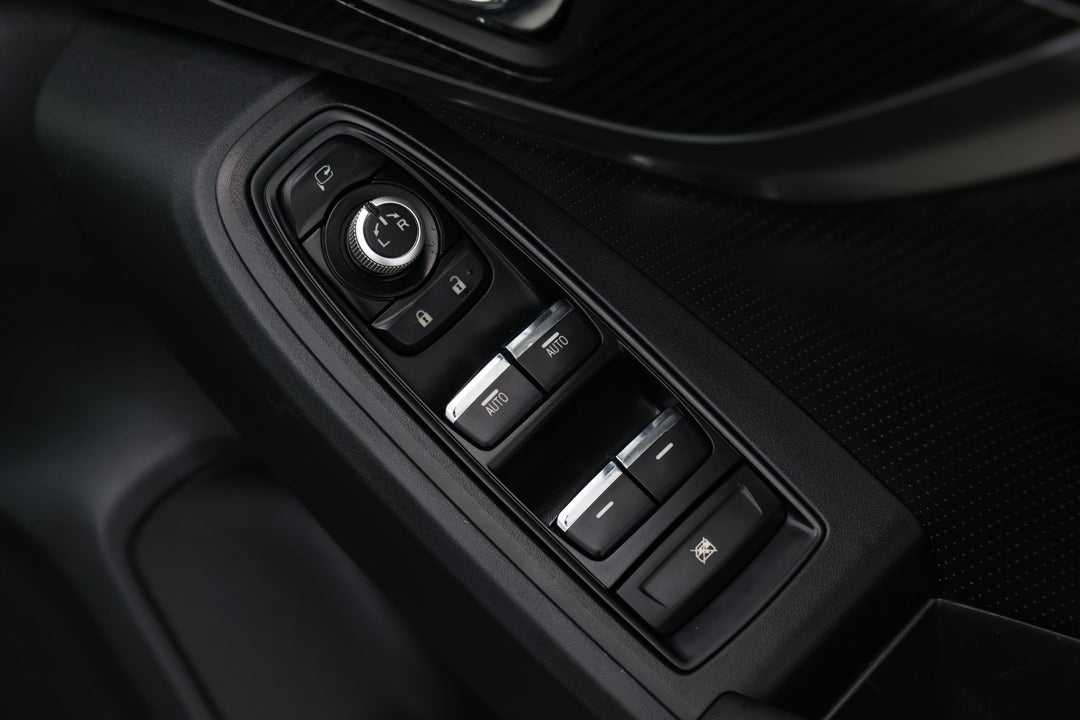 2019 Subaru Impreza 2.0i-s (AWD), Automatic, 67934 km, Drivers Side Door Panel Controls