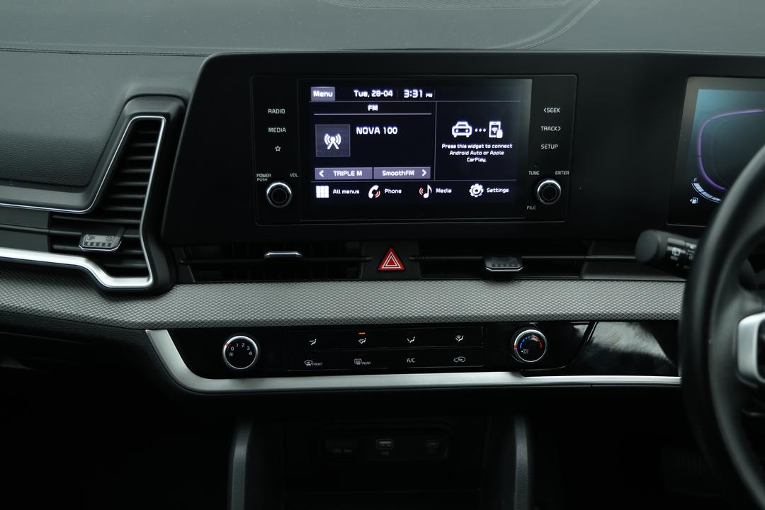 2024 Kia Sportage S (FWD), Automatic, 53700 km, Center Console
