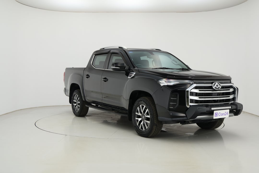 2023 LDV T60 Max Pro (4x4), Automatic, 52902 km, Right Front Diagonal (45- Degree) View