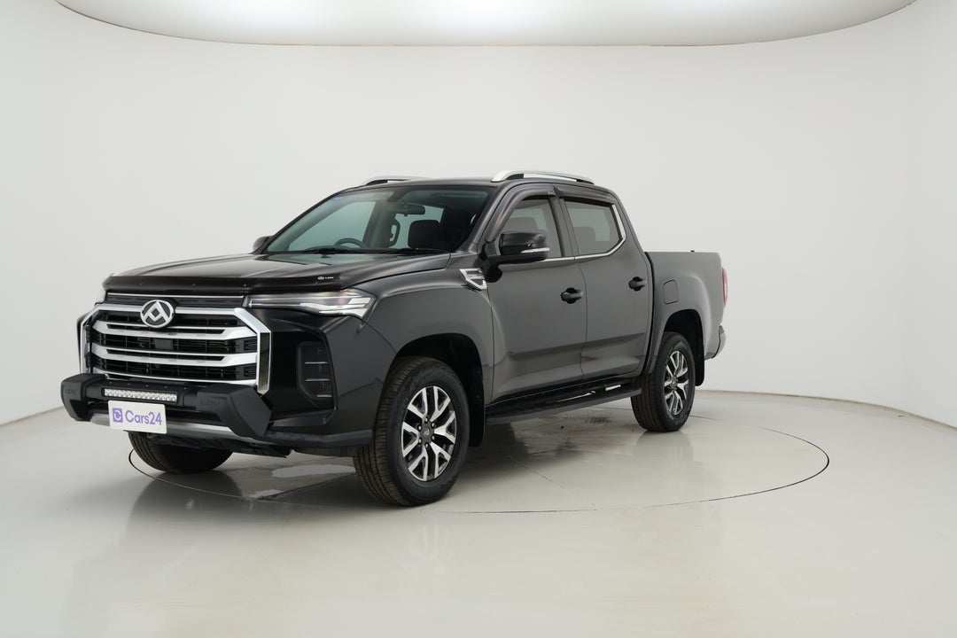 2023 LDV T60 Max Pro (4x4), Automatic, 52902 km, Left Front Diagonal (45- Degree) View