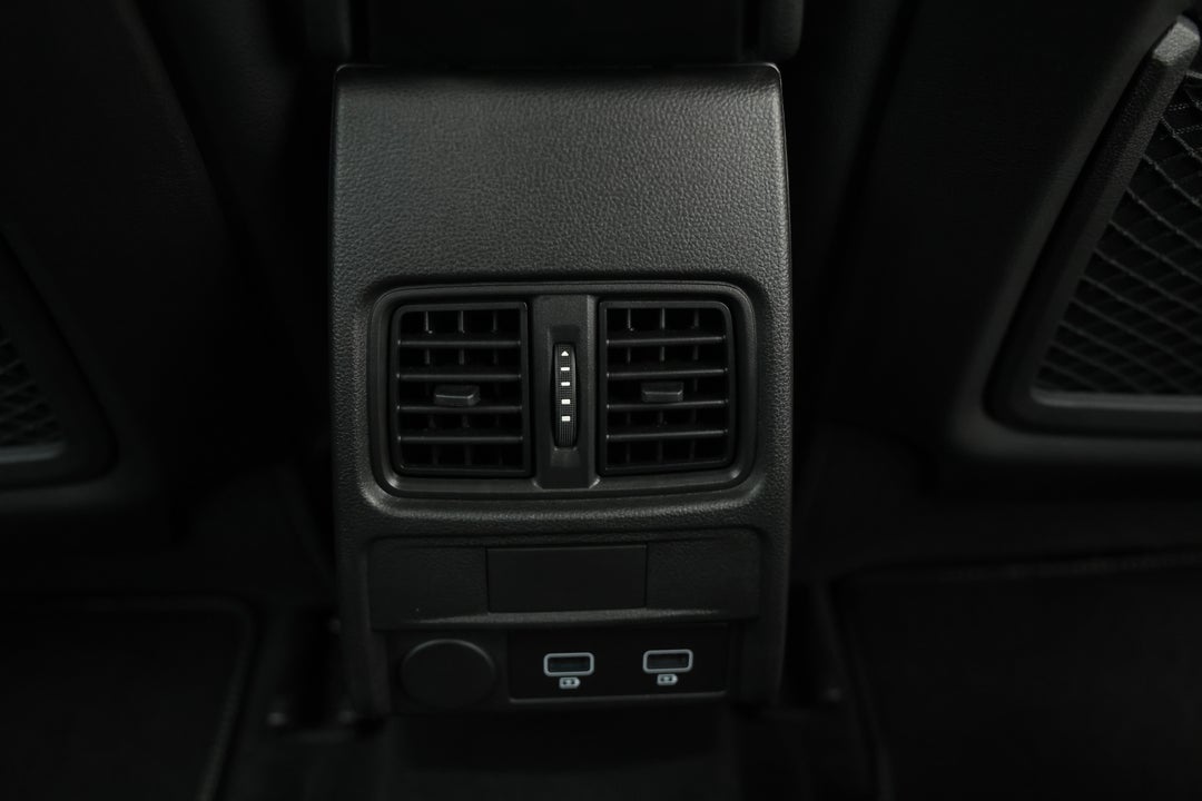 2022 Renault Arkana Intens, Automatic, 42518 km, Rear A/C Vent