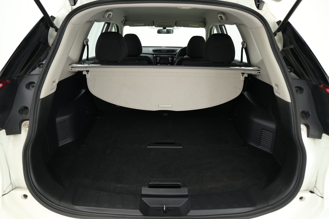 2017 Nissan X-trail St (FWD), Automatic, 134407 km, Boot Inside View