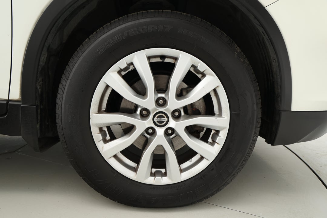 2017 Nissan X-trail St (FWD), Automatic, 134407 km, Right Front Wheel