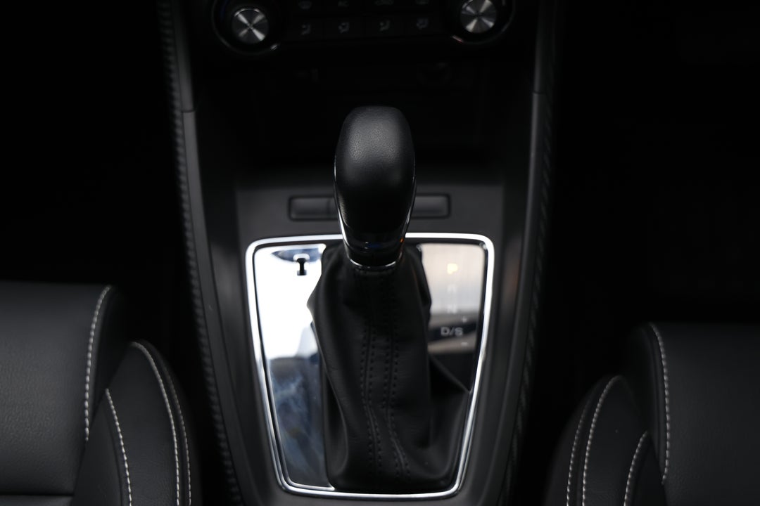 2022 MG ZS Excite, Automatic, 28191 km, Gear Lever 